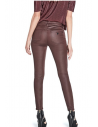 Outlet - GUESS nohavice Joss Coated Skinny Jeans bordové