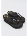 Outlet - GUESS pantofle Sequins Wedge Sandals černé