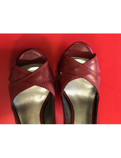 Outlet - GUESS lodičky červené 2